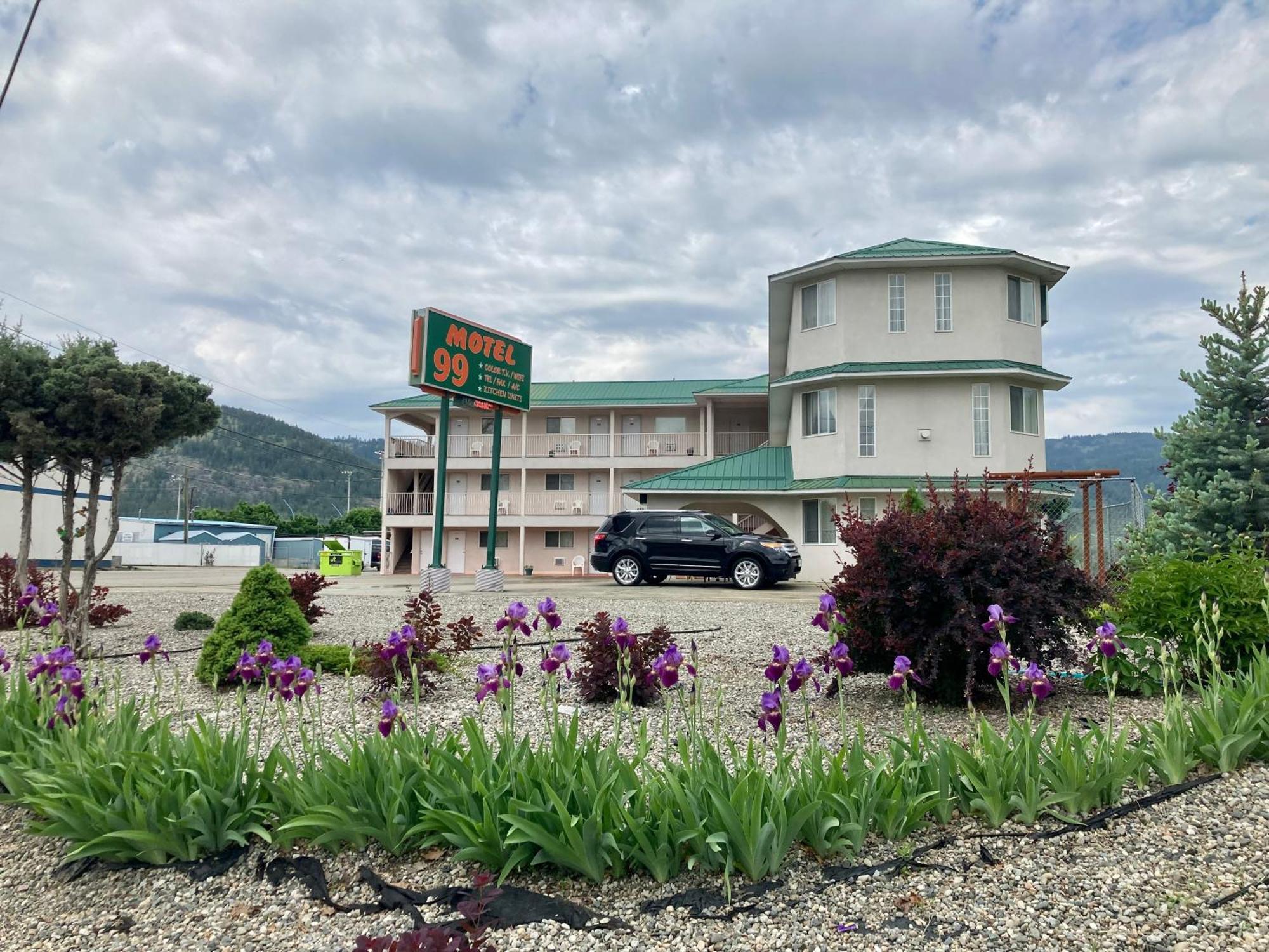 Motel 99 Grand Forks Exteriér fotografie